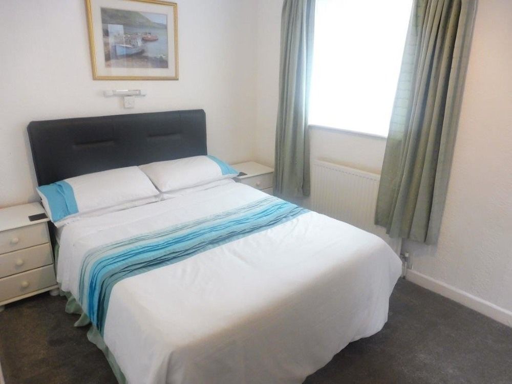 St Weonards Bed and Breakfast Paignton Exteriör bild